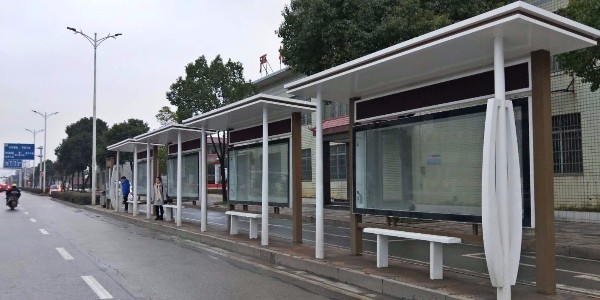 保定市曲阳县定制公交候车亭、站牌、垃圾箱等街具