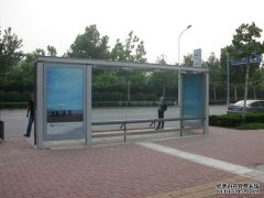 公交候车亭不仅仅是“候车亭”，更是人